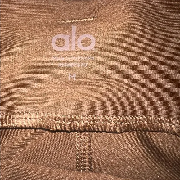 EUC ALO Yoga Airlift High Waist 7/8 Belted Charmer Legging Cinnamon Brown Medium - Picture 9 of 9